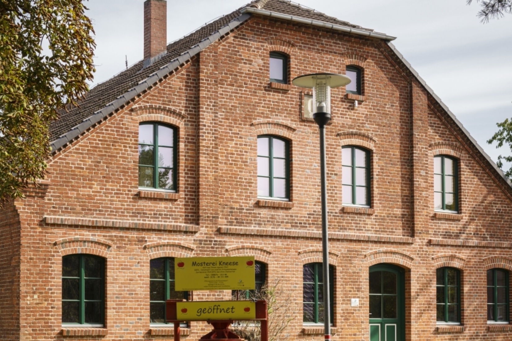 Mosterei Kneese und Schwarz´ Brennerei