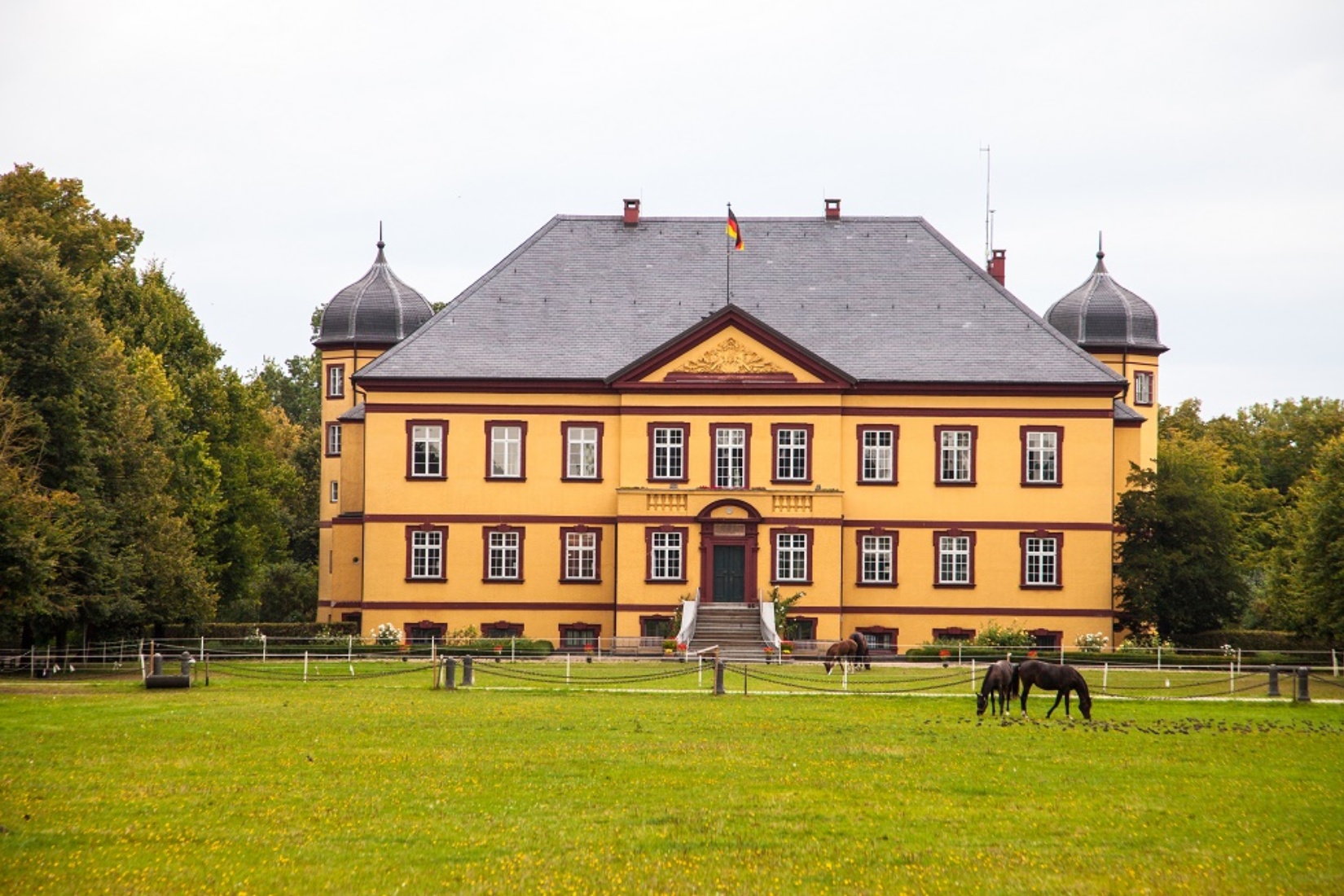 Das um 1700 erbaute Gusthaus Hohen Luckow. © Frank Burger