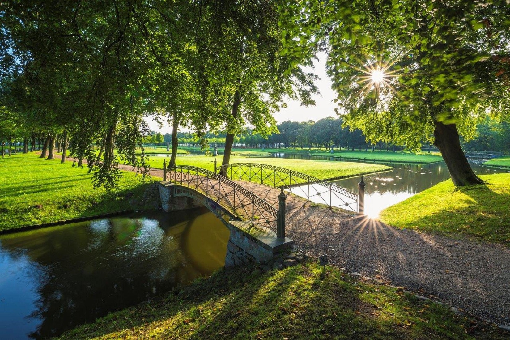 Schlossgarten Schwerin im Herbst © SSGK MV / Timm Allrich