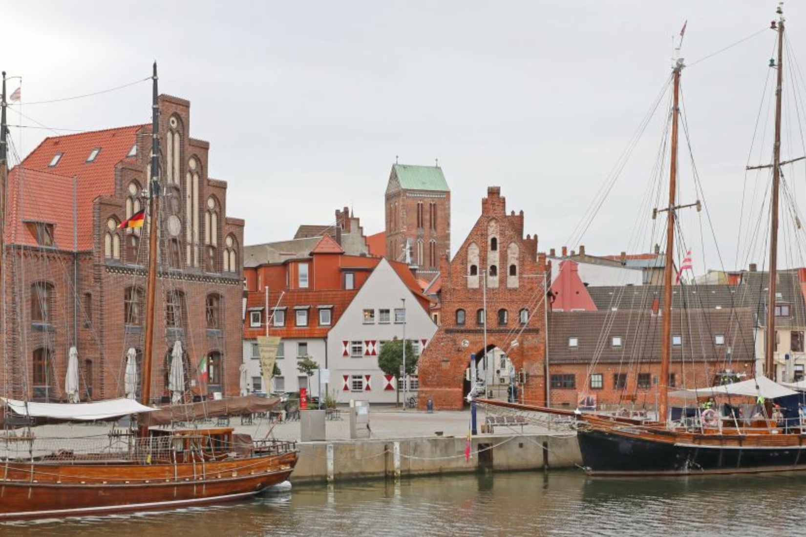 Hafen und Wassertor Wismar © TMV, Danny Gohlke