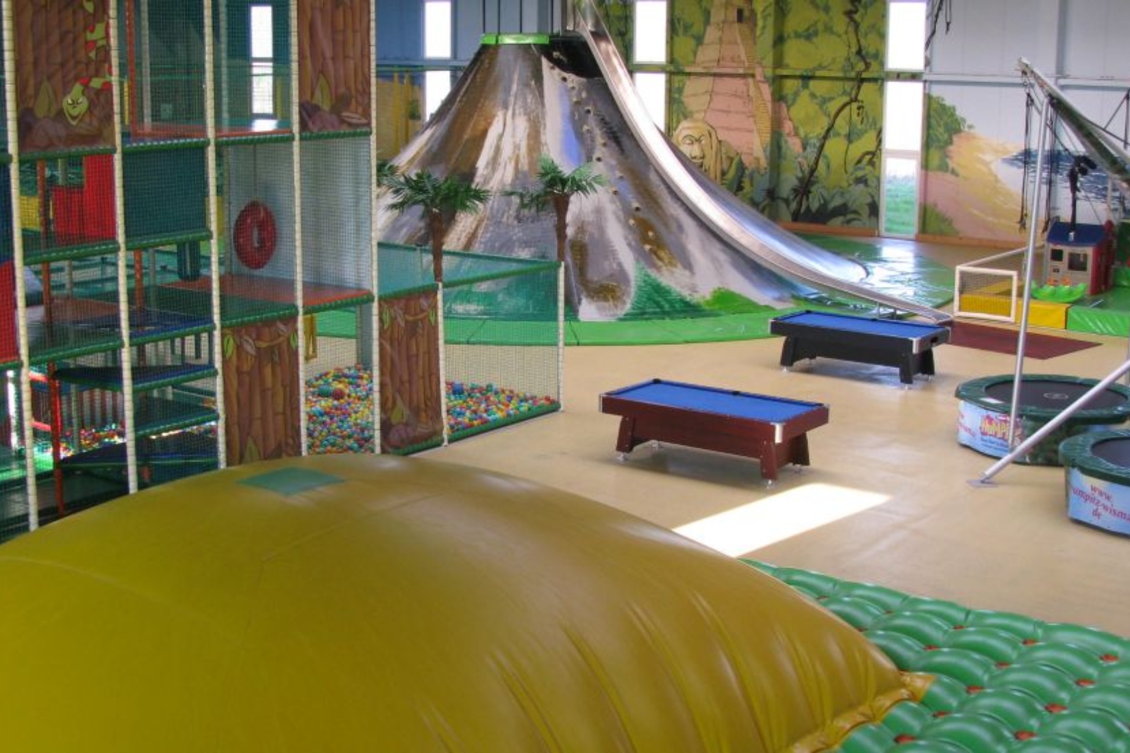 Innenansicht des Indoor-Spielparks Mumpitz © Indoor-Spielpark Mumpitz